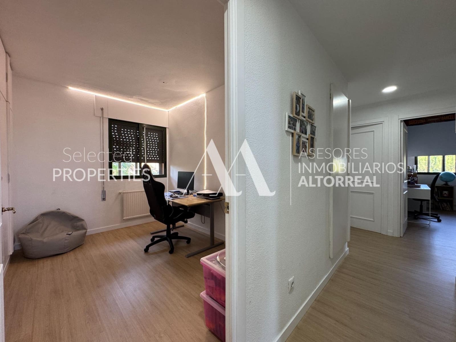 4 Zimmer Penthouse zu vermieten in Altorreal mit Pool Garage - 1.150 € (Ref: 10086253)