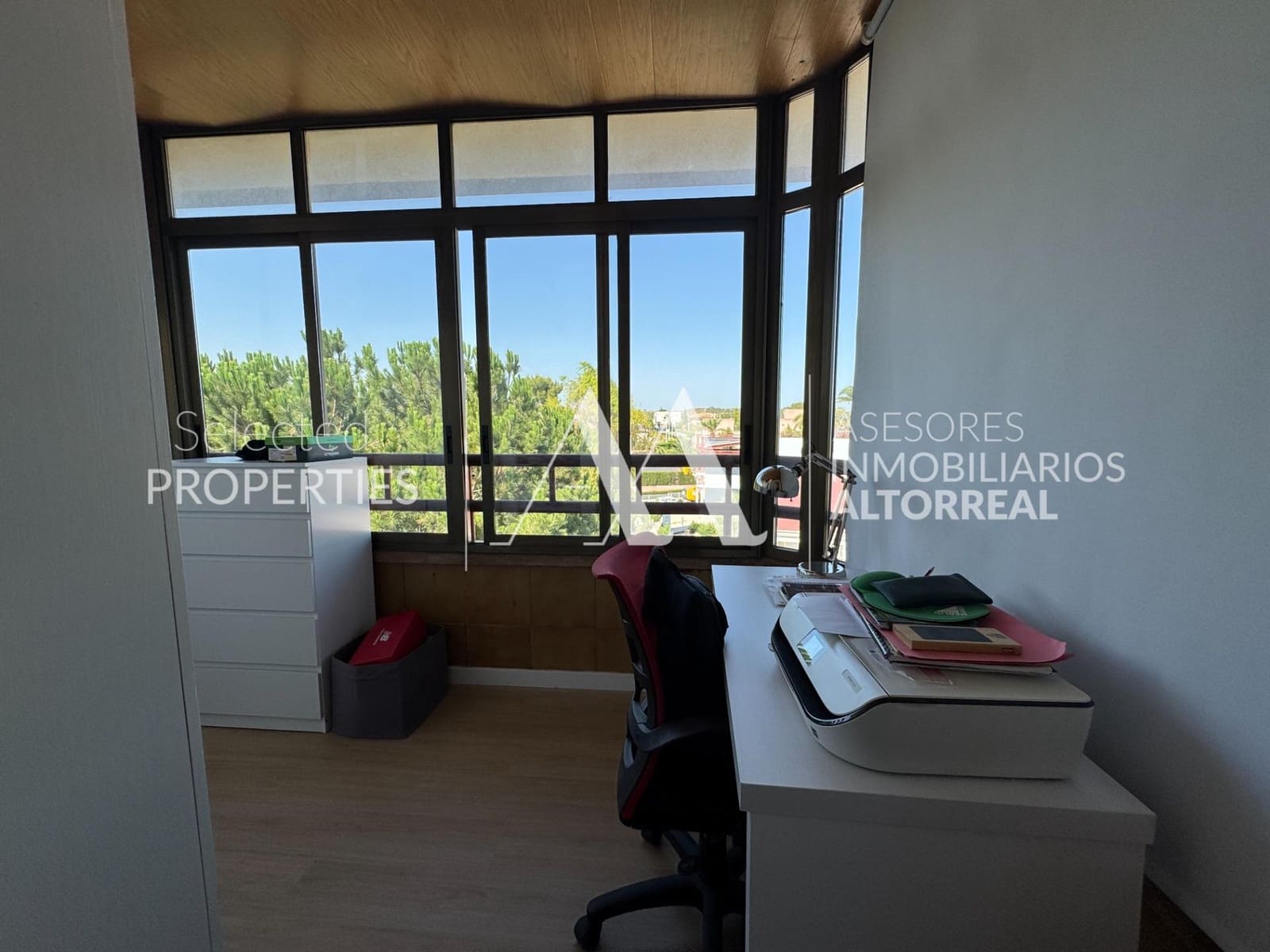 4 Zimmer Penthouse zu vermieten in Altorreal mit Pool Garage - 1.150 € (Ref: 10086253)