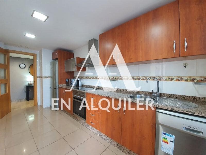 2 sovrum Lägenhet att hyra i Altorreal med pool garage - 775 € (Ref: 10166736)