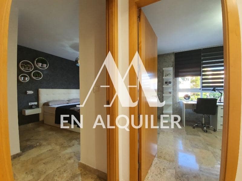2 sovrum Lägenhet att hyra i Altorreal med pool garage - 775 € (Ref: 10166736)