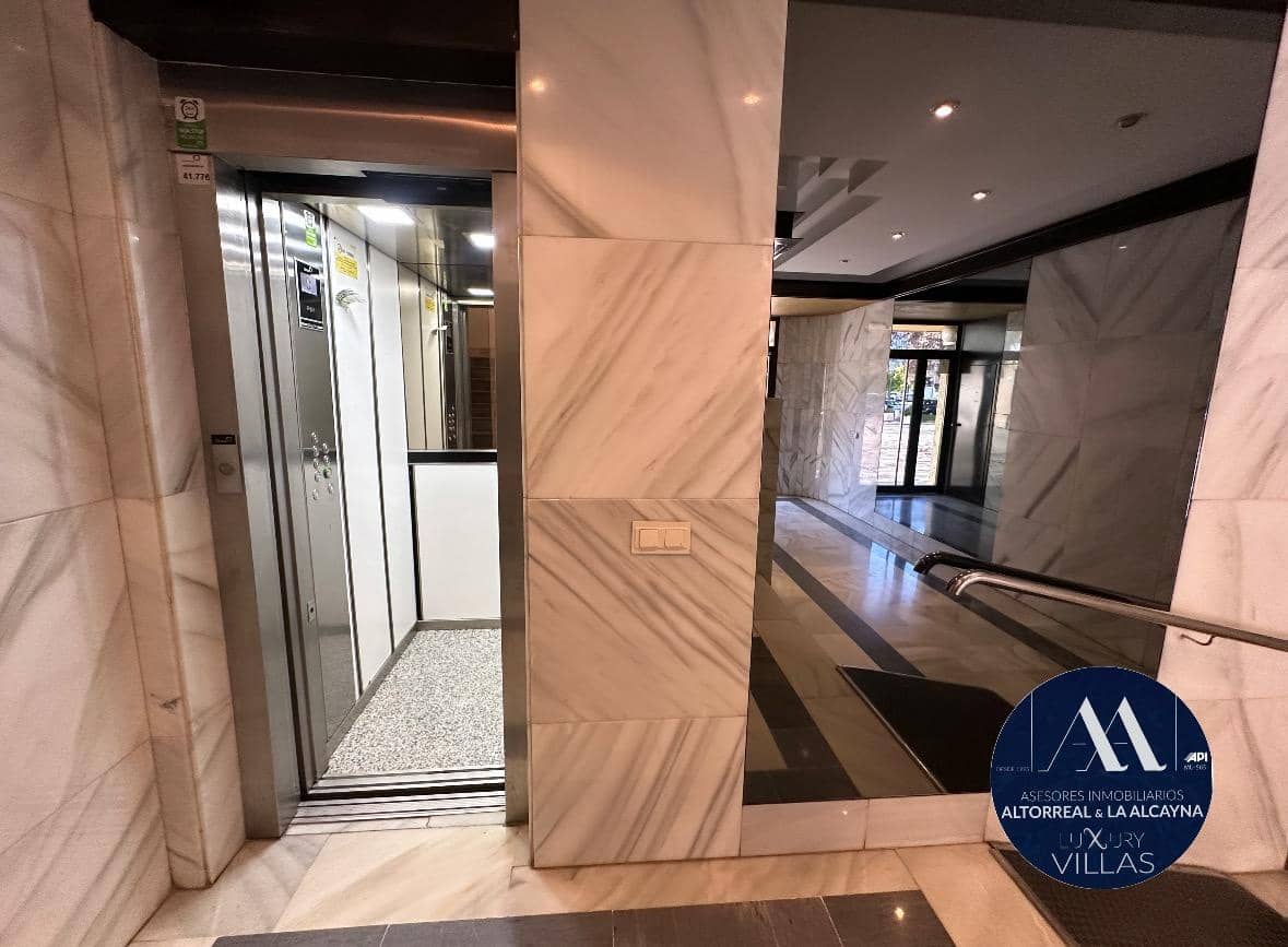 3 bedroom Flat for rent in Murcia city - € 1,000 (Ref: 8715668)