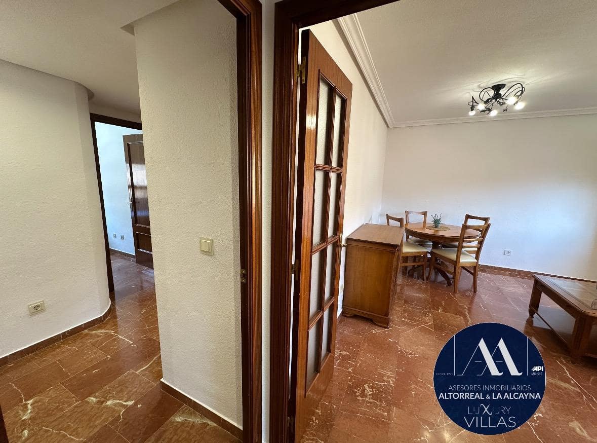 3 bedroom Flat for rent in Murcia city - € 1,000 (Ref: 8715668)