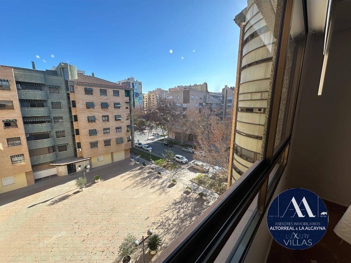 3 bedroom Flat for rent in Murcia city - € 1,000 (Ref: 8715668)