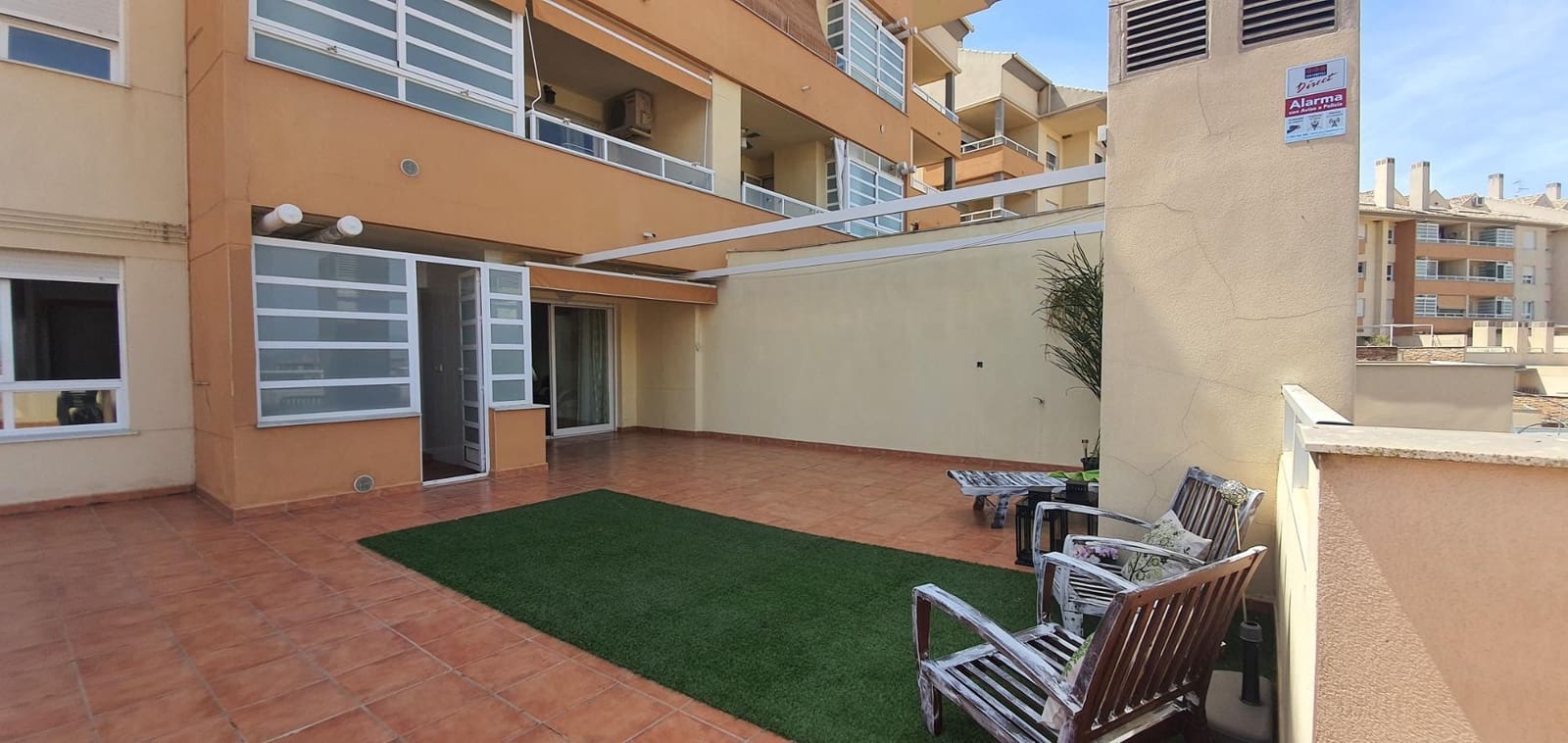 3 soverom Leilighet til salgs i Altorreal med svømmebasseng garasje - € 239 000 (Ref: 8799021)