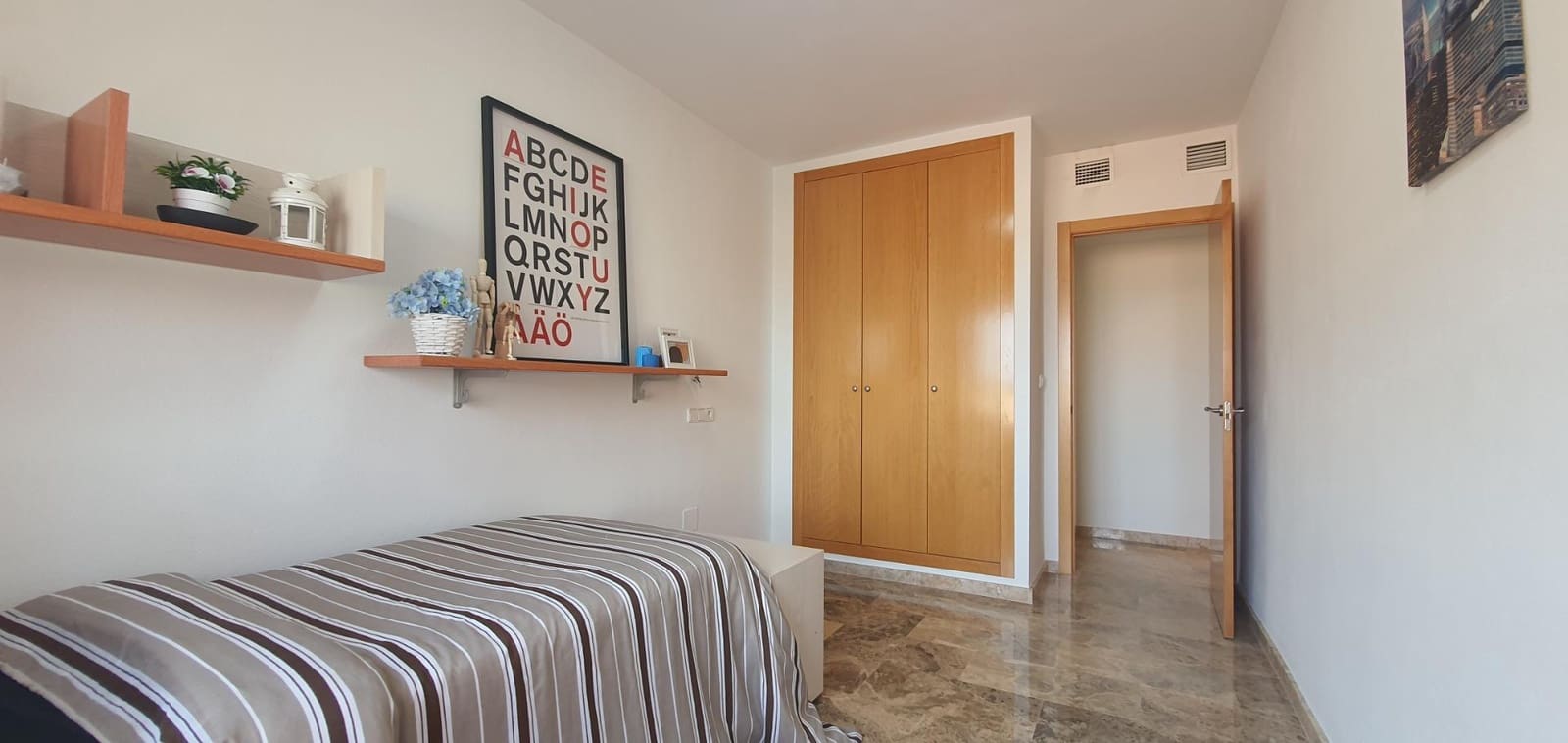 3 soverom Leilighet til salgs i Altorreal med svømmebasseng garasje - € 239 000 (Ref: 8799021)