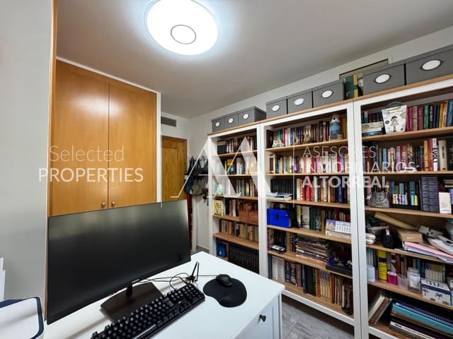 4 makuuhuone Paritalo myytävänä paikassa Molina de Segura mukana uima-altaan 
autotalli - 279 000 € (Ref: 9051061)