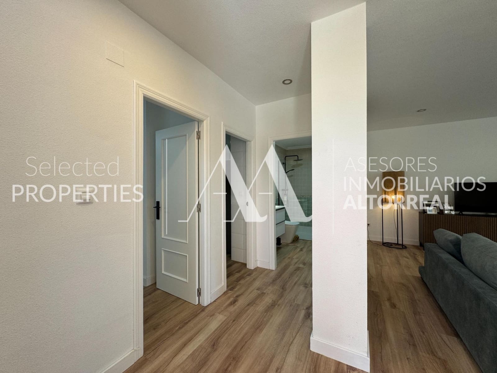 4 makuuhuone Paritalo myytävänä paikassa Altorreal mukana uima-altaan 
autotalli - 357 000 € (Ref: 9057621)