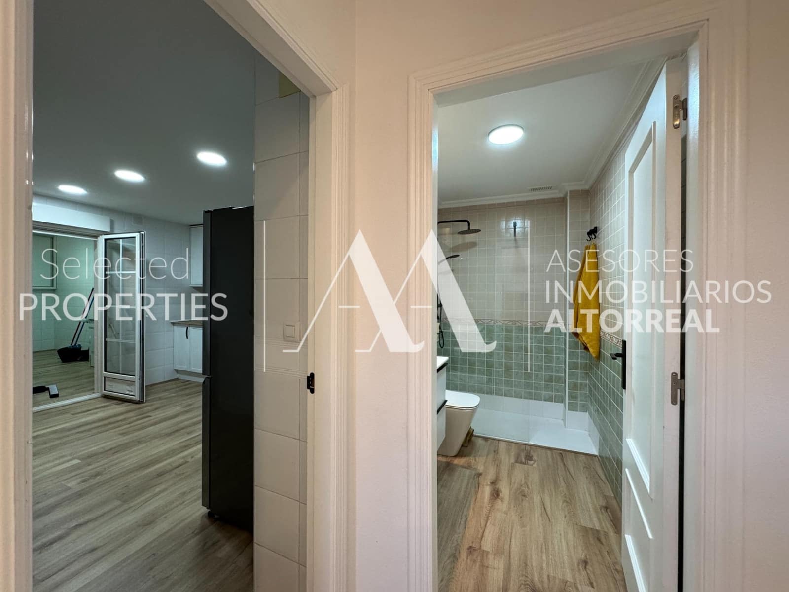 4 bedroom Semi-detached Villa for sale in Altorreal with pool garage - € 357,000 (Ref: 9057621)