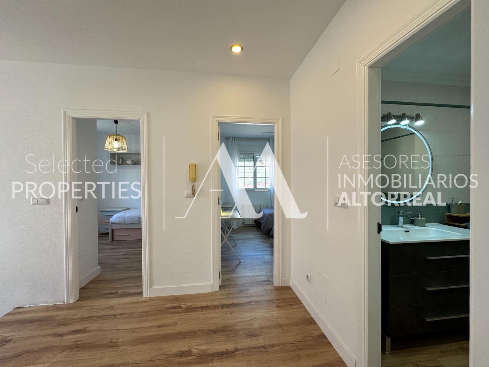 4 bedroom Semi-detached Villa for sale in Altorreal with pool garage - € 357,000 (Ref: 9057621)