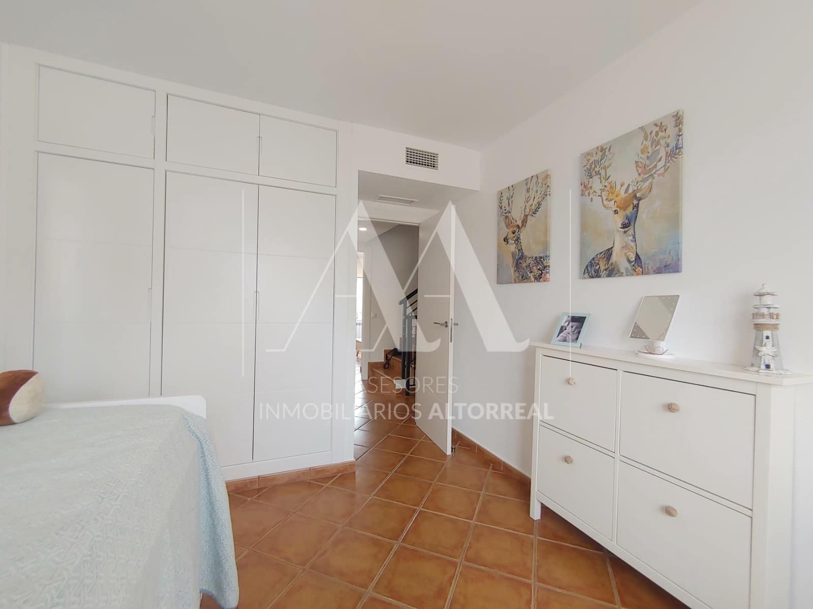 5 soveværelse Villa til salg i Altorreal med swimmingpool - € 420.000 (Ref: 9217426)