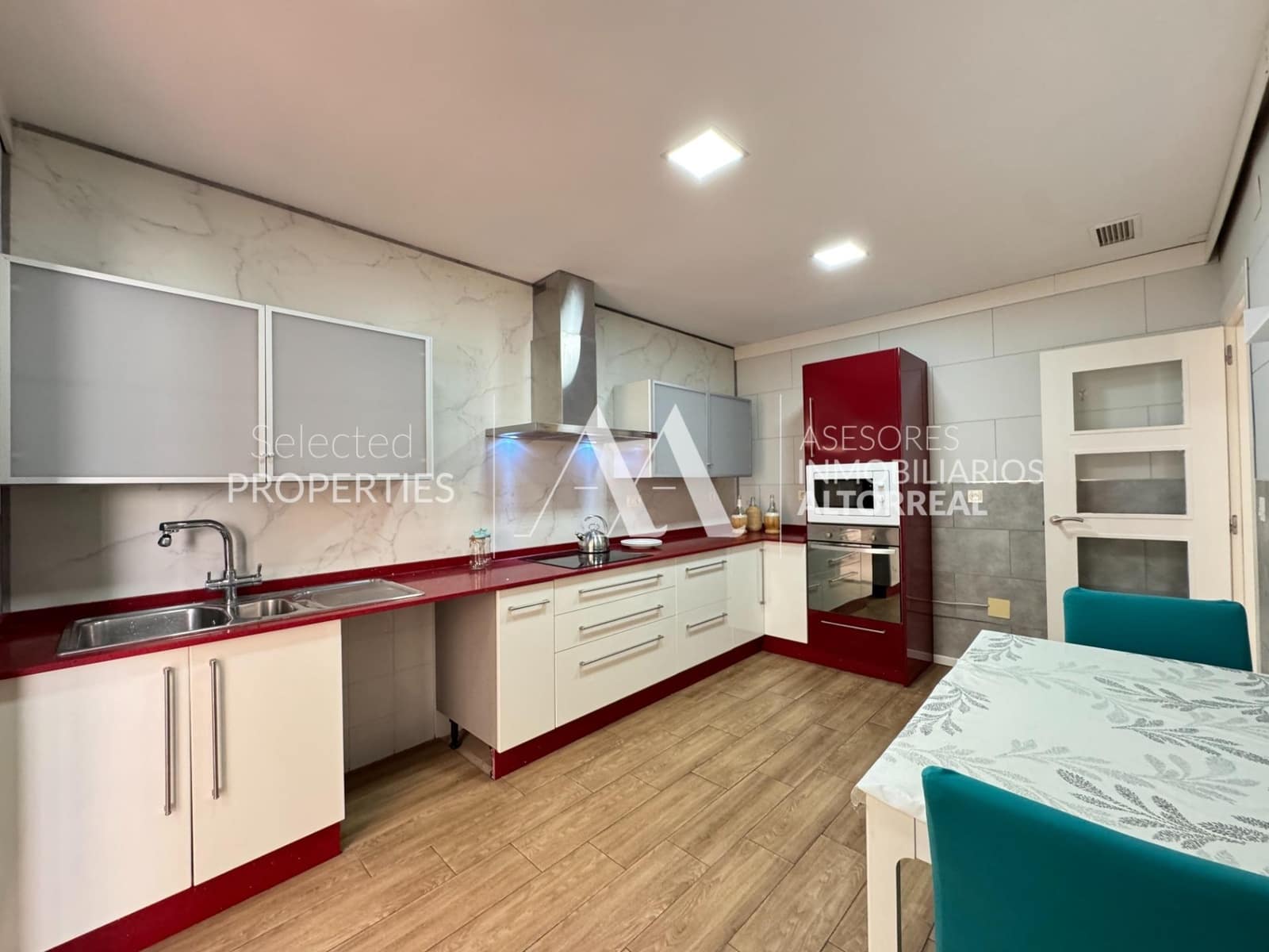 4 soverom Rekkehus til salgs i Altorreal med svømmebasseng garasje - € 275 000 (Ref: 9217427)