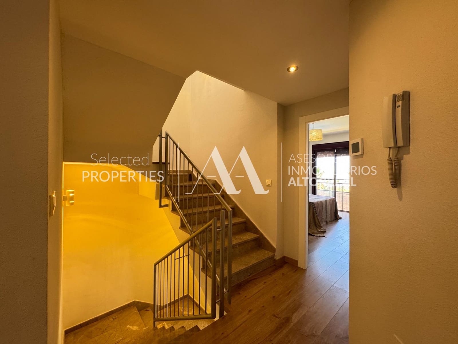 4 soverom Rekkehus til salgs i Altorreal med svømmebasseng garasje - € 275 000 (Ref: 9217427)