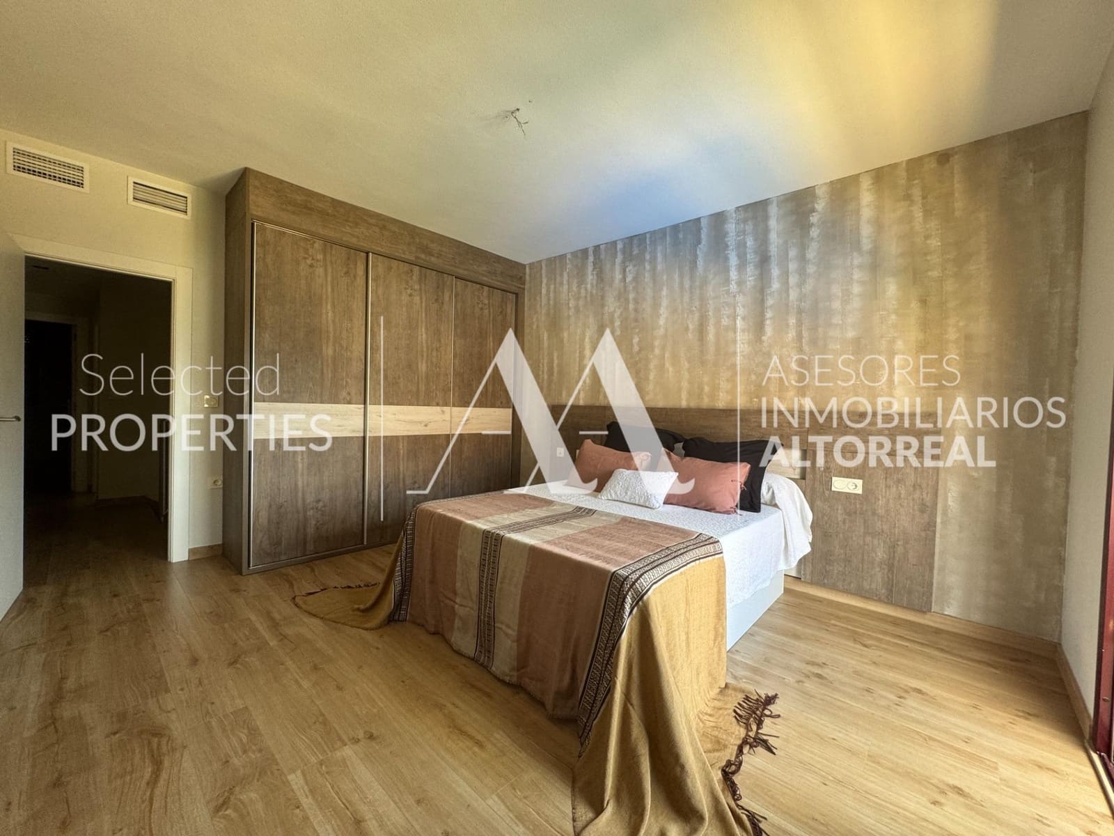 4 soverom Rekkehus til salgs i Altorreal med svømmebasseng garasje - € 275 000 (Ref: 9217427)