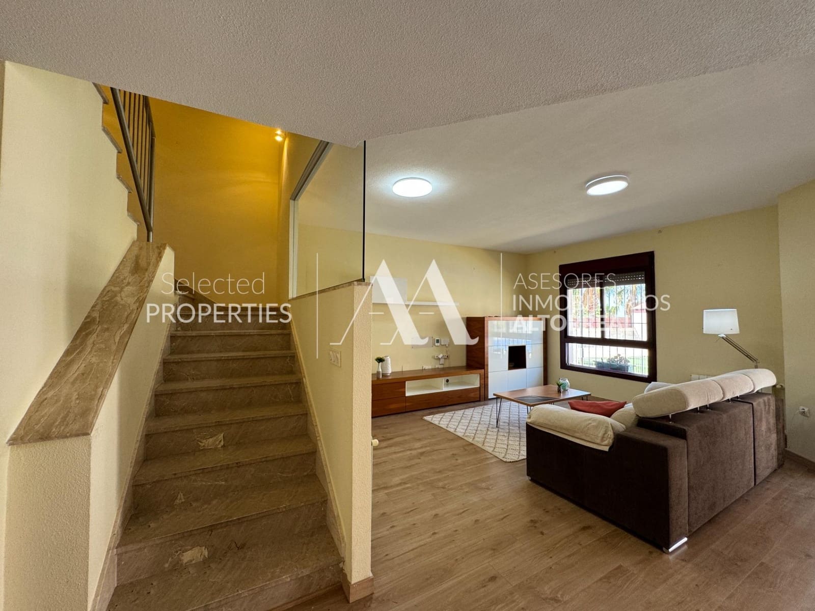 4 soverom Rekkehus til salgs i Altorreal med svømmebasseng garasje - € 275 000 (Ref: 9217427)