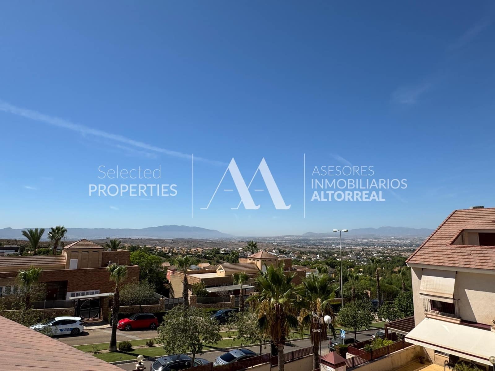 4 soverom Rekkehus til salgs i Altorreal med svømmebasseng garasje - € 275 000 (Ref: 9217427)