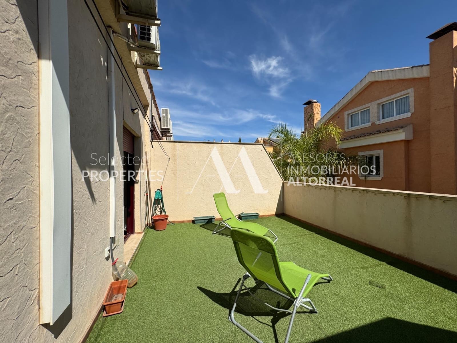 4 soverom Rekkehus til salgs i Altorreal med svømmebasseng garasje - € 275 000 (Ref: 9217427)