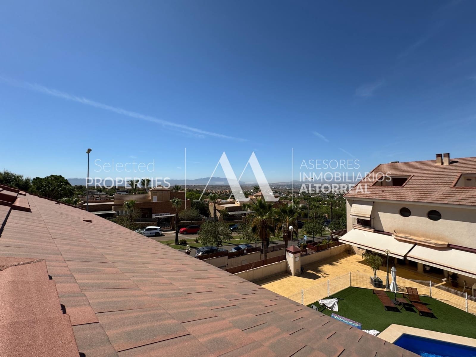 4 soverom Rekkehus til salgs i Altorreal med svømmebasseng garasje - € 275 000 (Ref: 9217427)