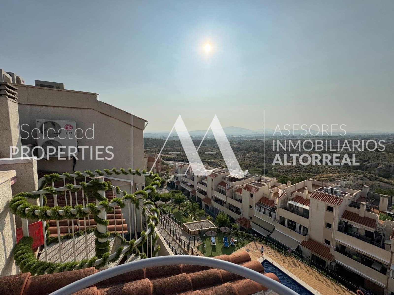 3 bedroom Penthouse for sale in Altorreal with pool garage - € 189,000 (Ref: 9301082)