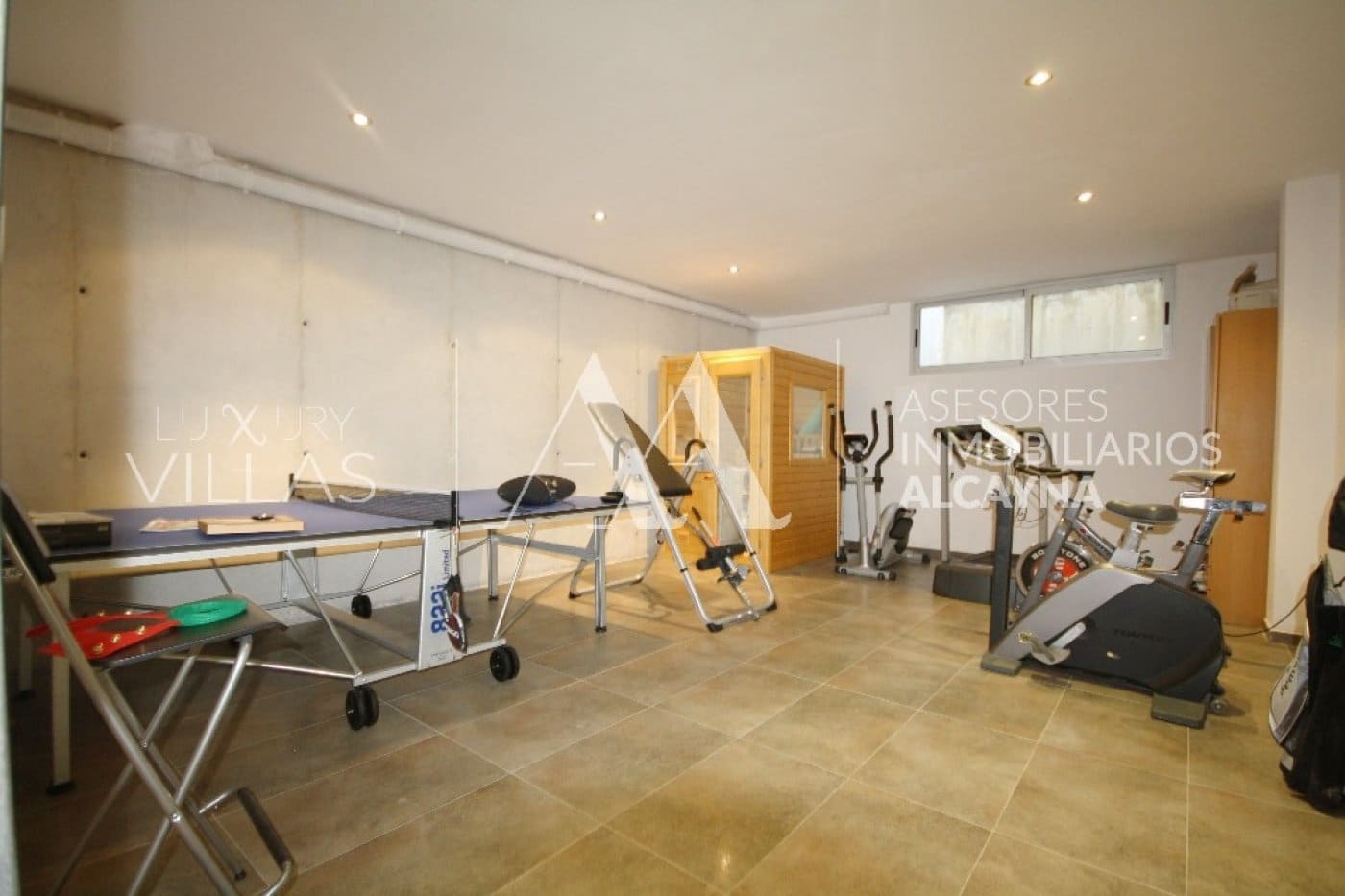 6 soverom Villa til salgs i La Alcayna med svømmebasseng garasje - € 750 000 (Ref: 9301083)