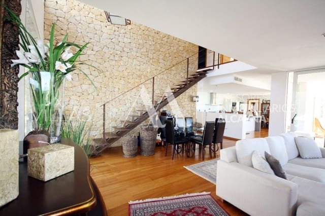 6 soverom Villa til salgs i La Alcayna, Molina de Segura med svømmebasseng garasje - € 750 000 (Ref: 9301083)