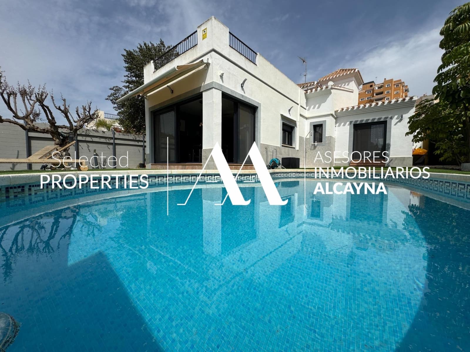 5 sovrum Villa till salu i Altorreal med pool garage - 485 000 € (Ref: 9308533)