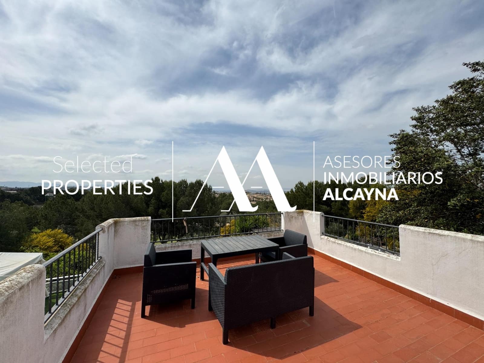 5 sovrum Villa till salu i Altorreal med pool garage - 485 000 € (Ref: 9308533)