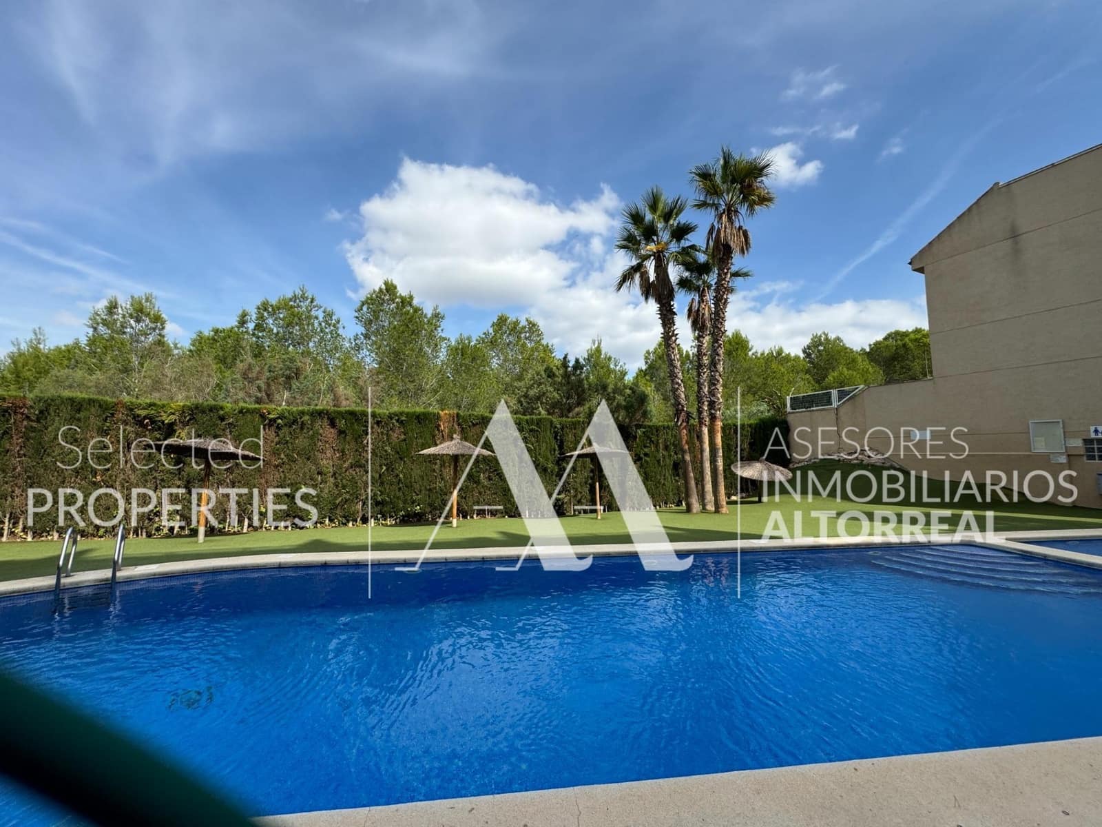 3 soverom Rekkehus til salgs i Altorreal med svømmebasseng - € 239 000 (Ref: 9312905)