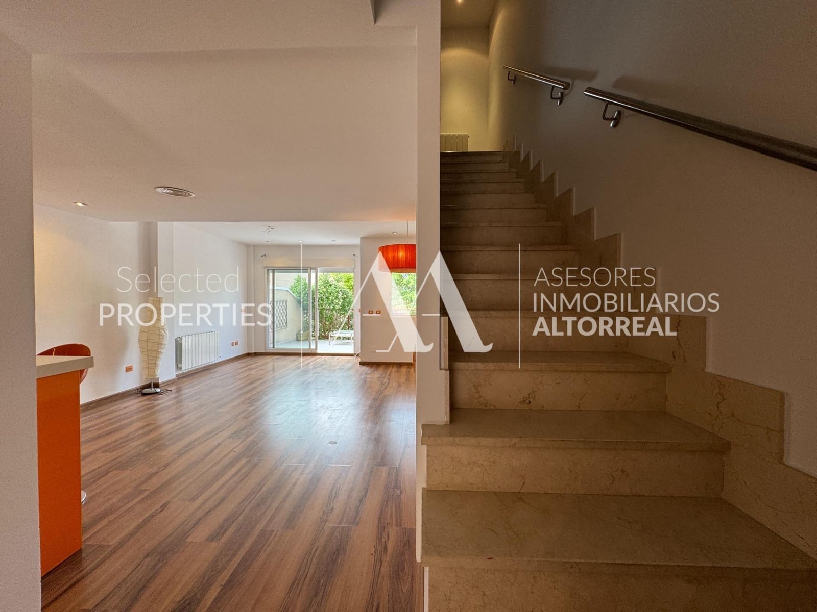 3 soverom Rekkehus til salgs i Altorreal med svømmebasseng - € 239 000 (Ref: 9312905)