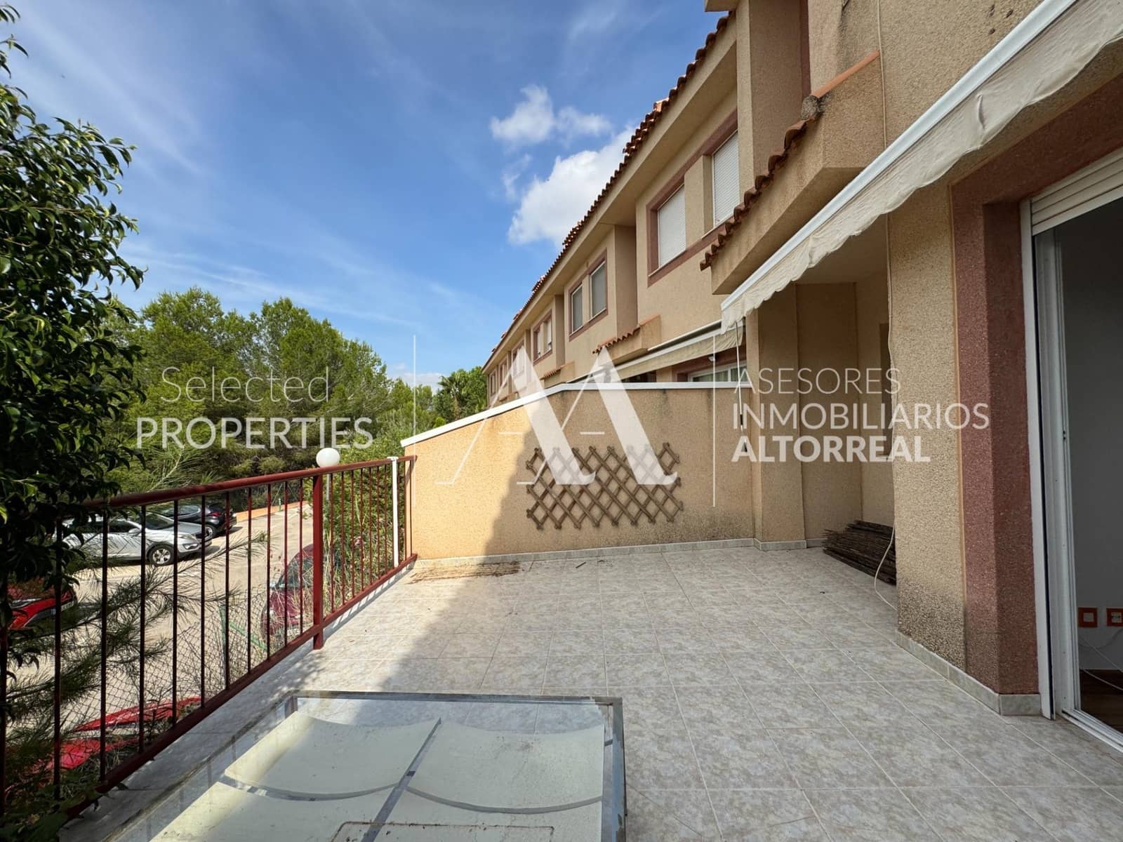 3 soverom Rekkehus til salgs i Altorreal med svømmebasseng - € 239 000 (Ref: 9312905)