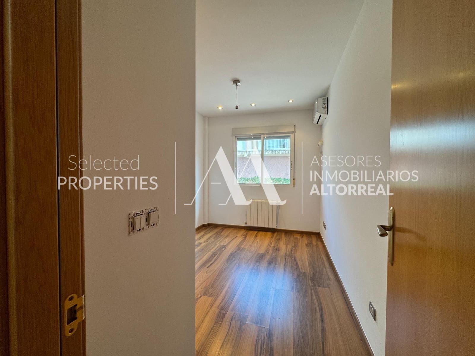 3 soverom Rekkehus til salgs i Altorreal med svømmebasseng - € 239 000 (Ref: 9312905)