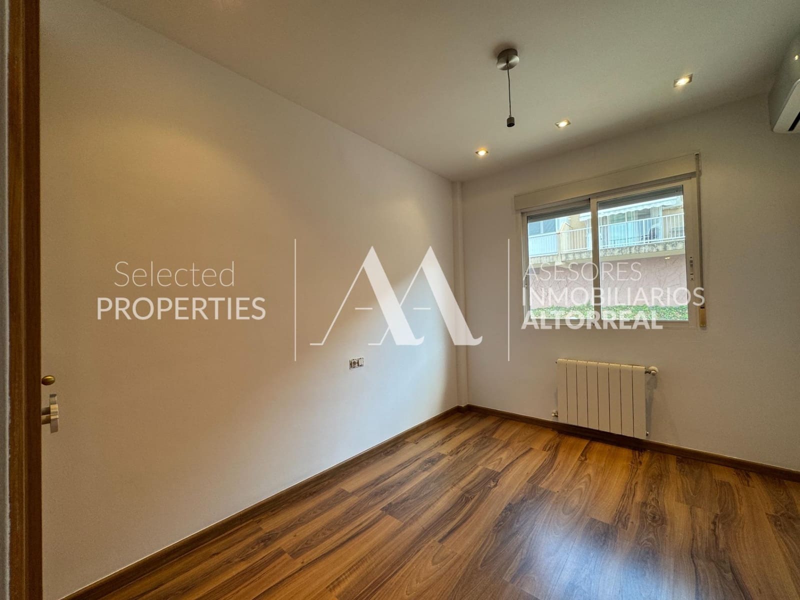 3 soverom Rekkehus til salgs i Altorreal med svømmebasseng - € 239 000 (Ref: 9312905)