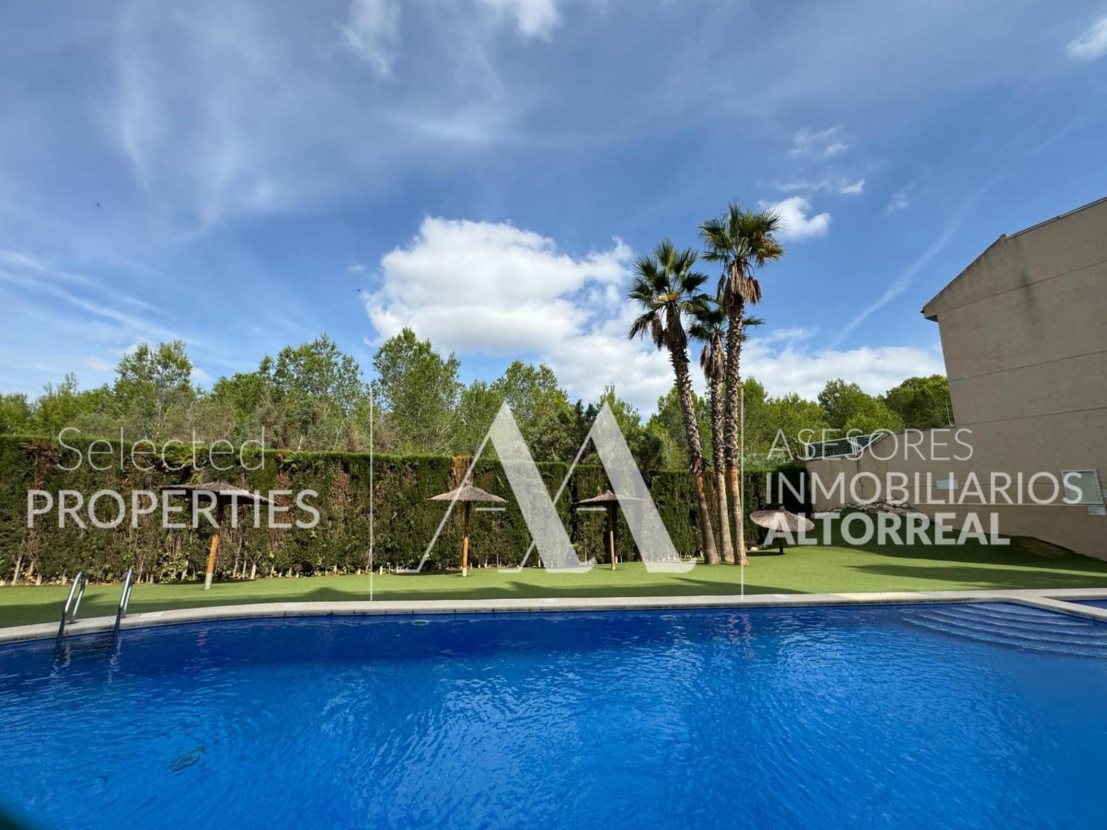 3 soverom Rekkehus til salgs i Altorreal med svømmebasseng - € 239 000 (Ref: 9312905)