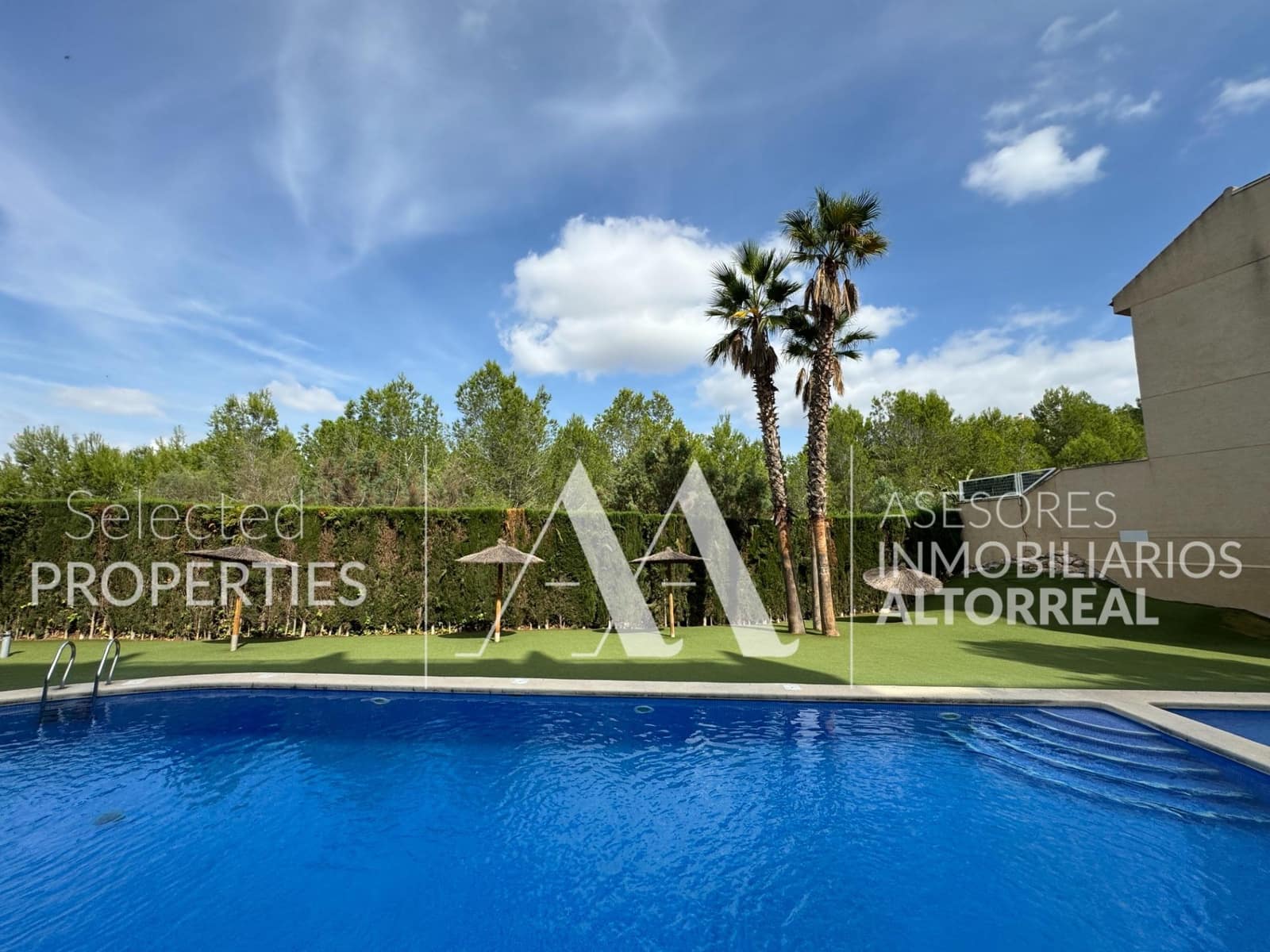 3 soverom Rekkehus til salgs i Altorreal med svømmebasseng - € 239 000 (Ref: 9312905)