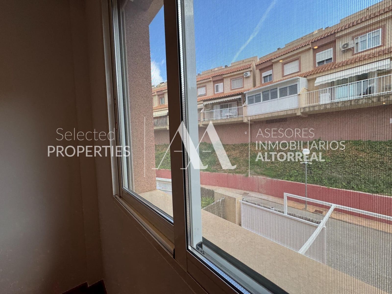 3 soverom Rekkehus til salgs i Altorreal med svømmebasseng - € 239 000 (Ref: 9312905)