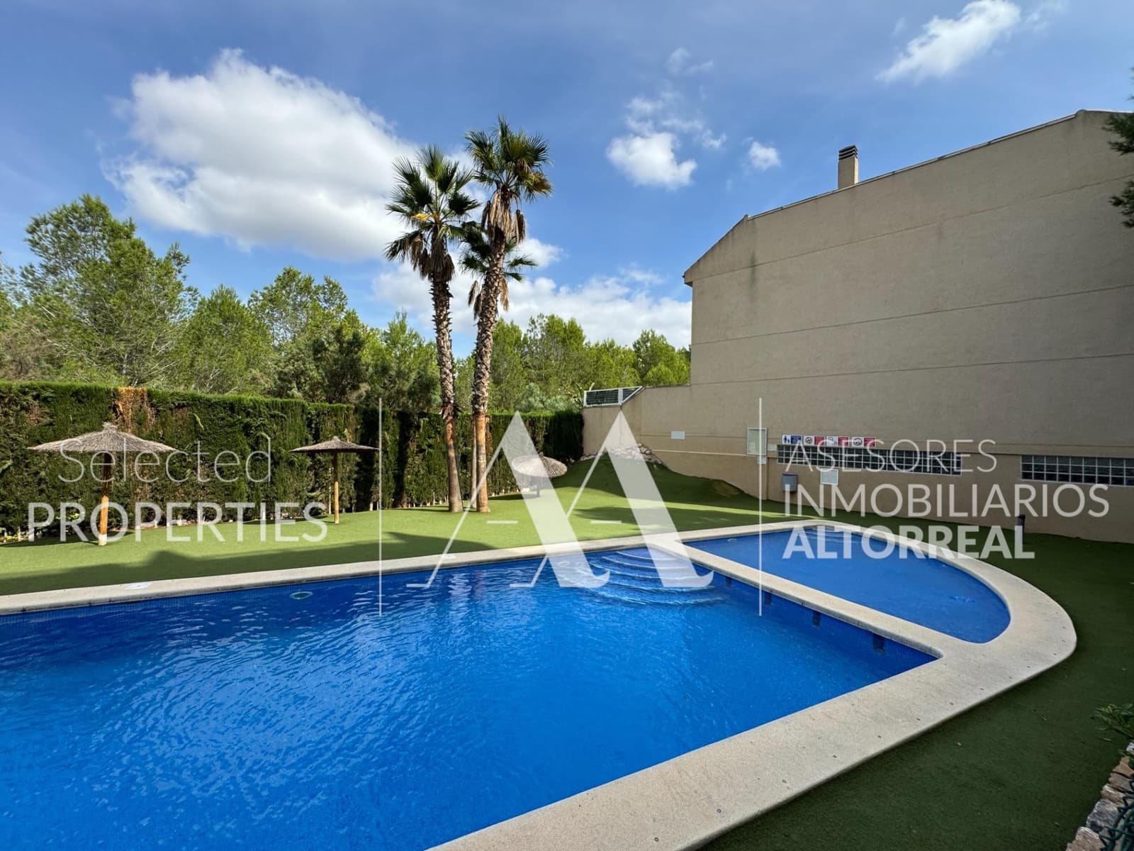 3 soverom Rekkehus til salgs i Altorreal med svømmebasseng - € 239 000 (Ref: 9312905)