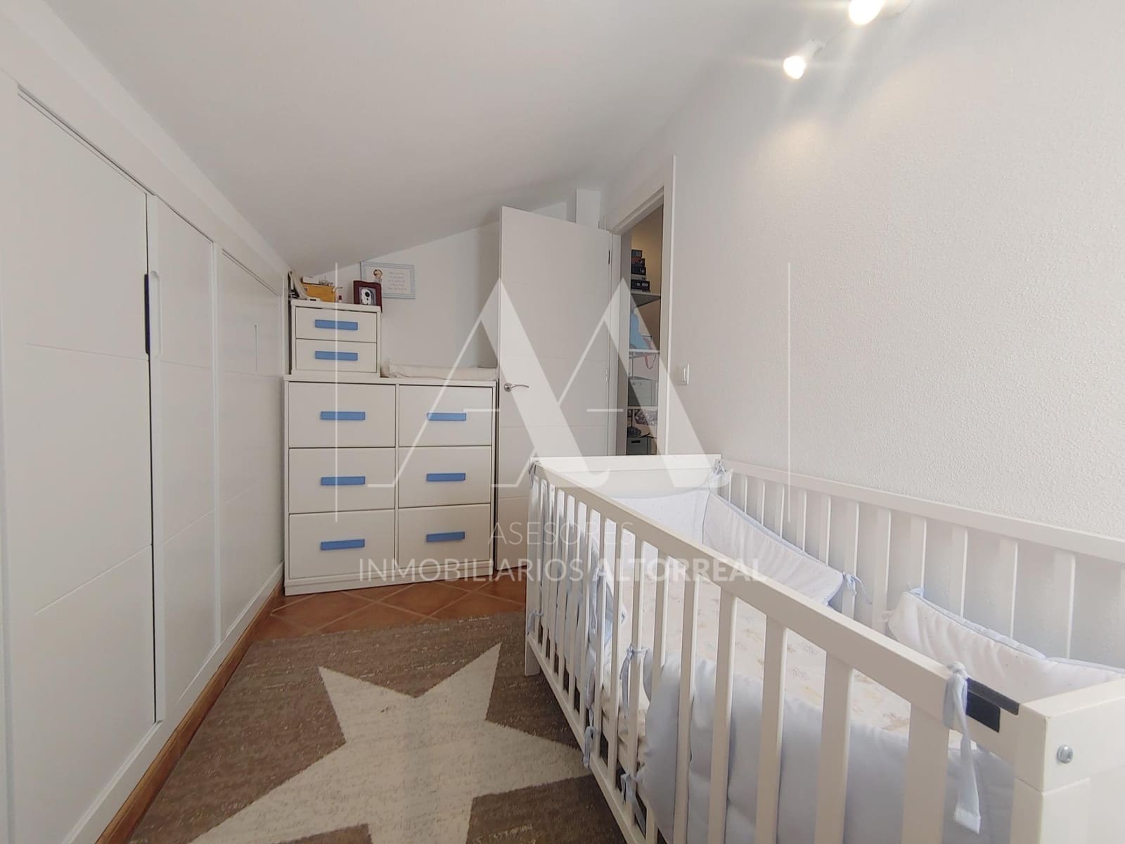 5 soveværelse Villa til salg i Altorreal med swimmingpool garage - € 420.000 (Ref: 9330666)