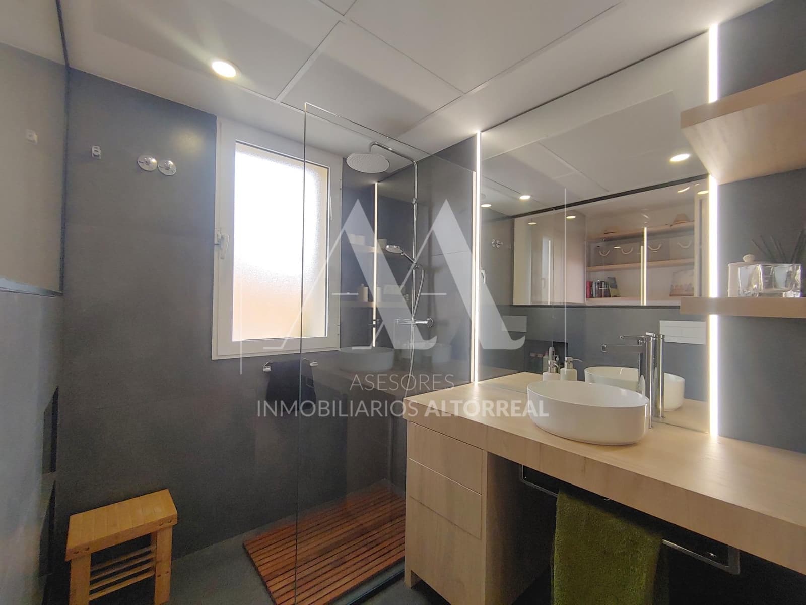 5 soveværelse Villa til salg i Altorreal med swimmingpool garage - € 420.000 (Ref: 9330666)