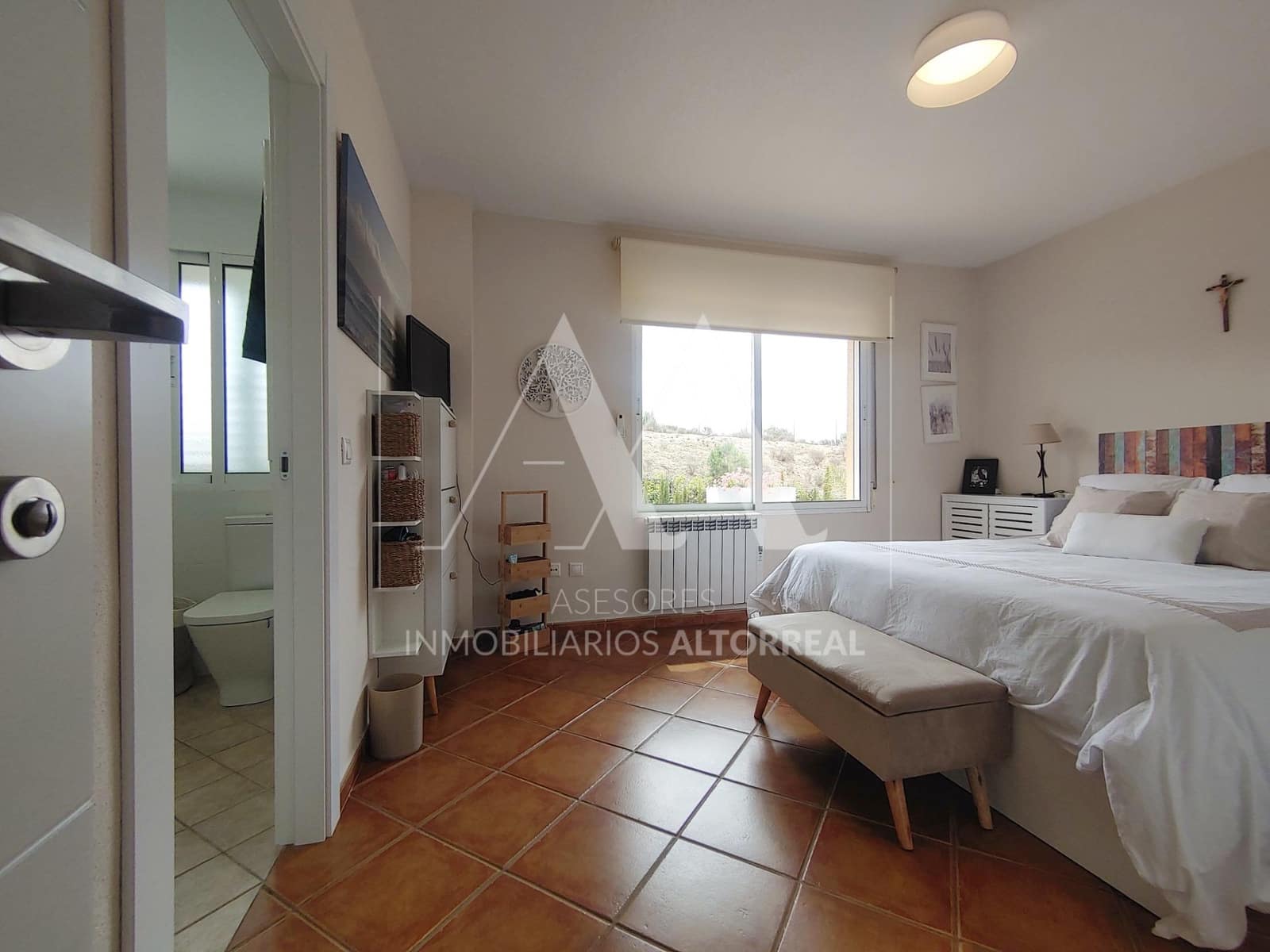 5 soveværelse Villa til salg i Altorreal med swimmingpool garage - € 420.000 (Ref: 9330666)