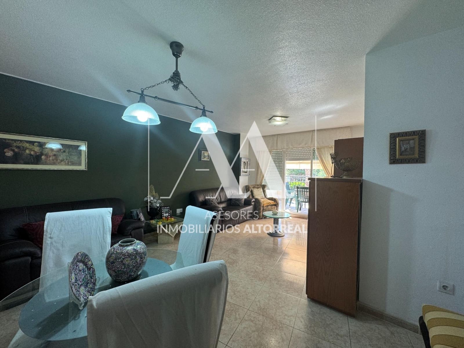 4 slaapkamer Rijtjeshuis te koop in Altorreal met zwembad garage - € 279.000 (Ref: 9374143)