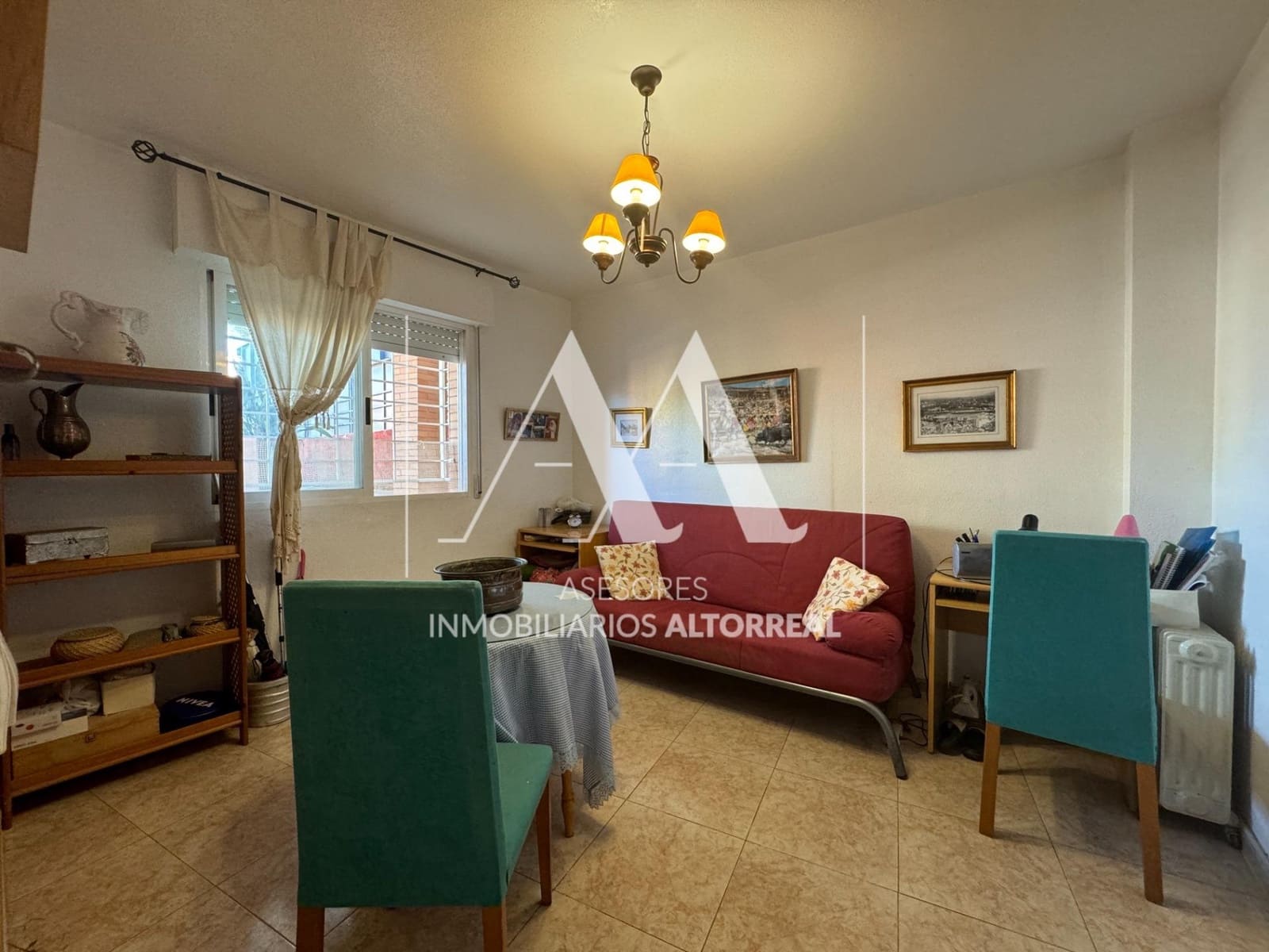 4 slaapkamer Rijtjeshuis te koop in Altorreal met zwembad garage - € 279.000 (Ref: 9374143)