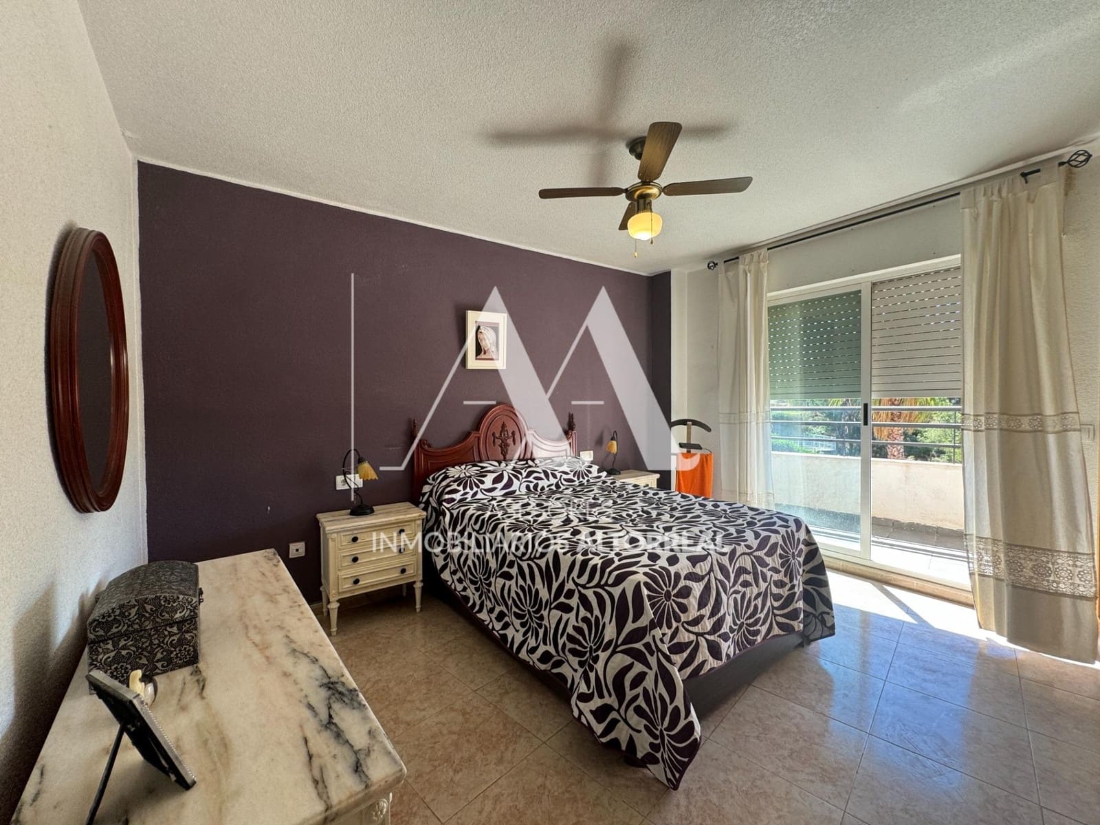 4 slaapkamer Rijtjeshuis te koop in Altorreal met zwembad garage - € 279.000 (Ref: 9374143)