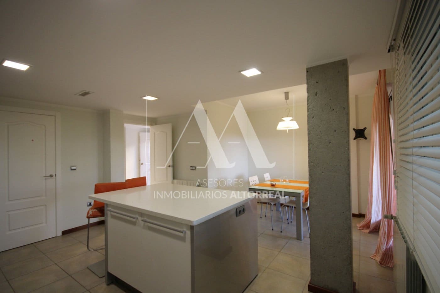Moradia Geminada para arrendar em Altorreal - 1 000 € (Ref: 9494673)
