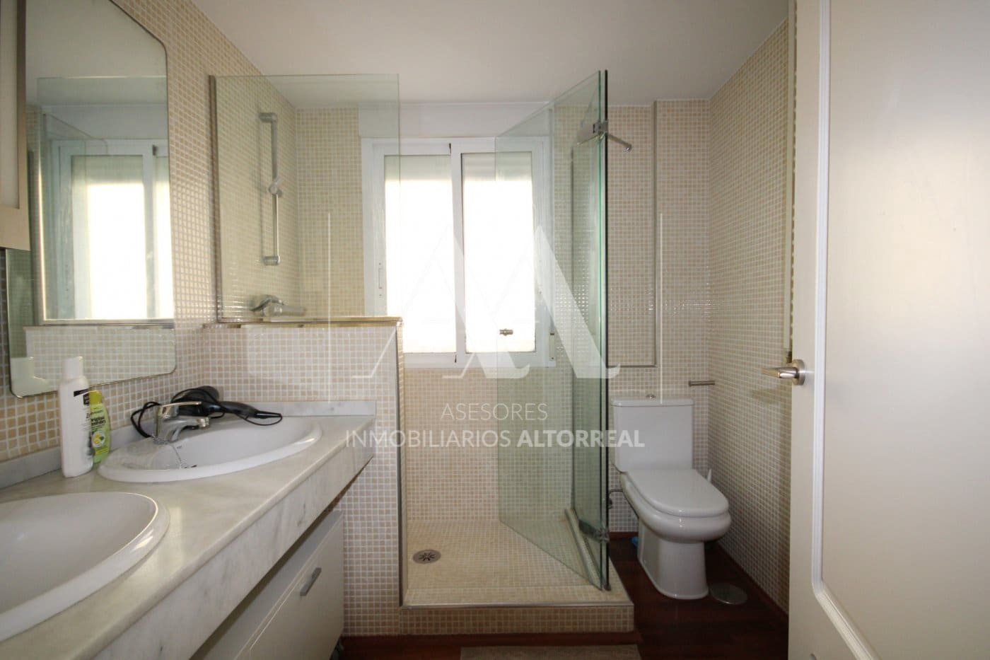 Moradia Geminada para arrendar em Altorreal - 1 000 € (Ref: 9494673)