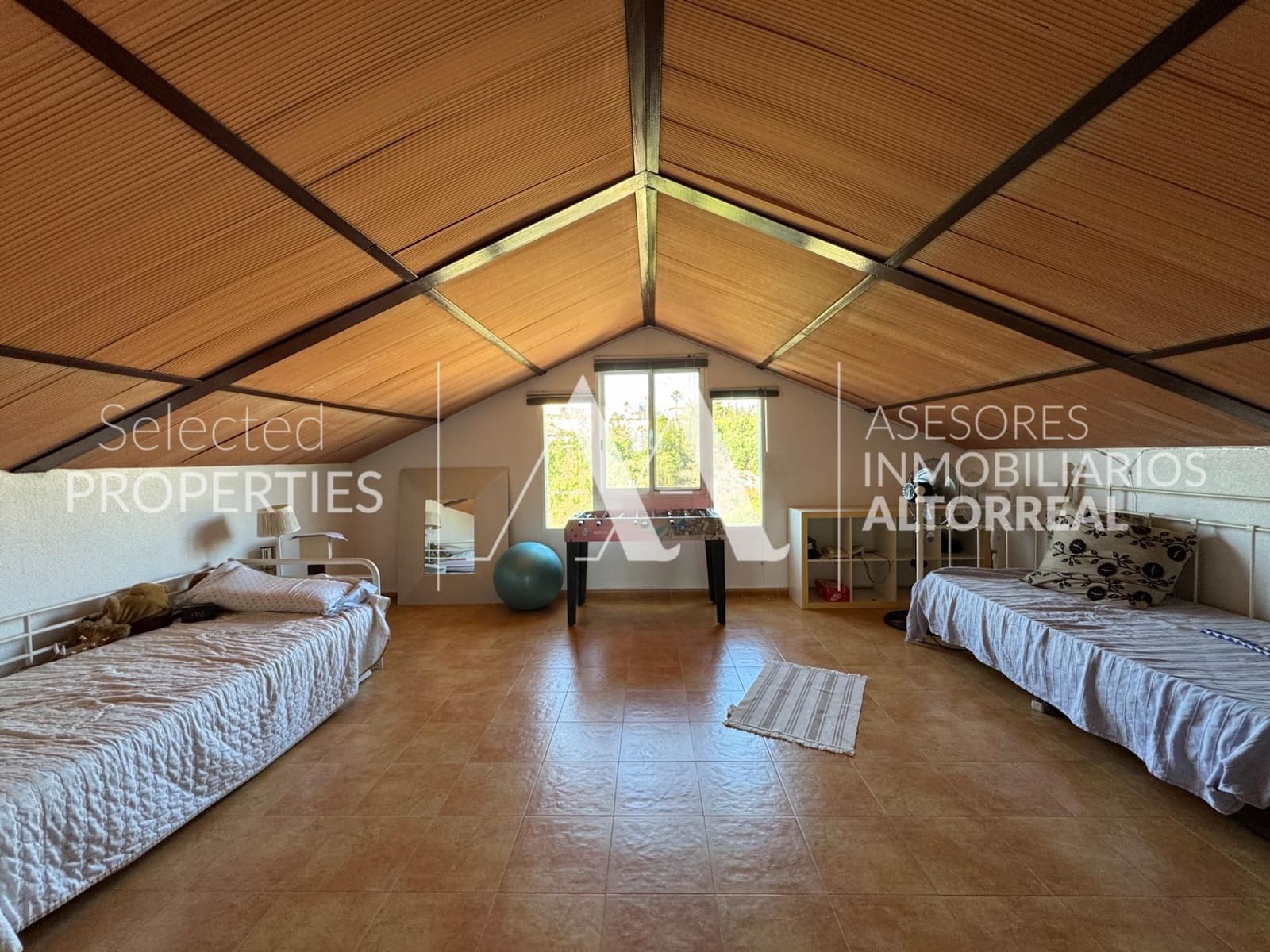 6 sypialnia Willa na sprzedaż w Altorreal z basenem - 420 000 € (Ref: 9530618)