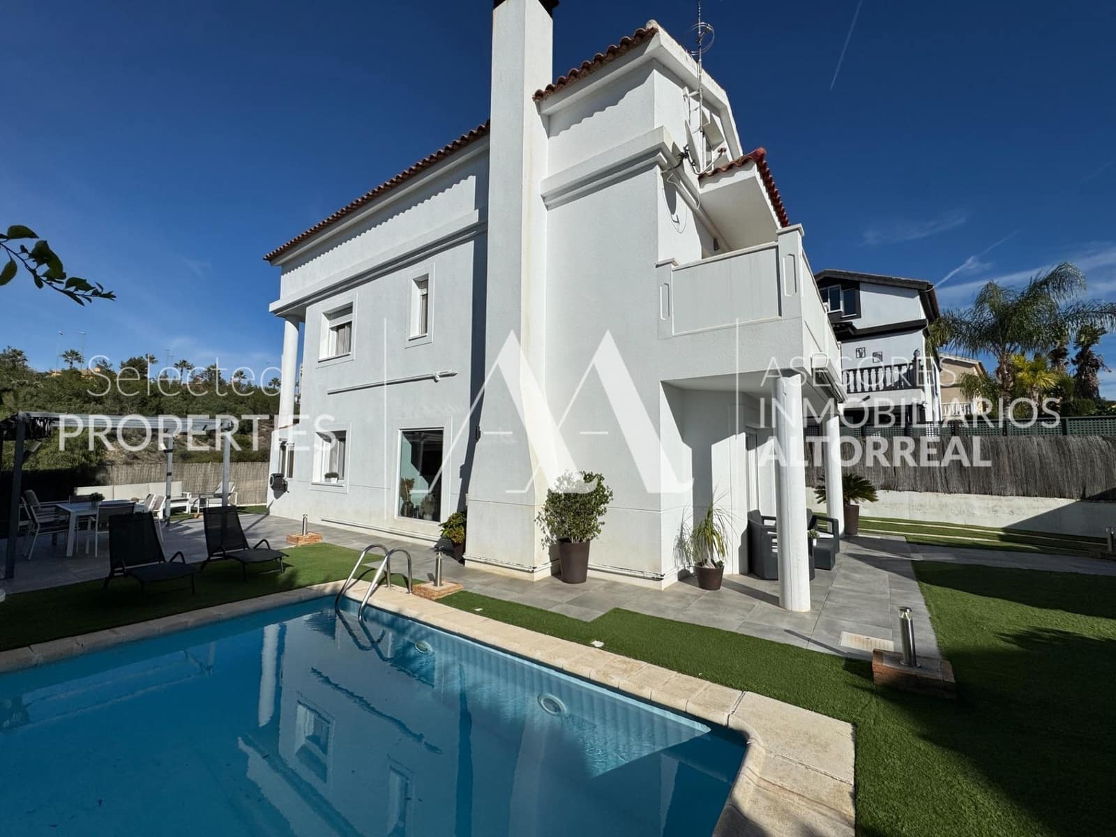 6 sypialnia Willa na sprzedaż w Altorreal z basenem - 399 000 € (Ref: 9530618)