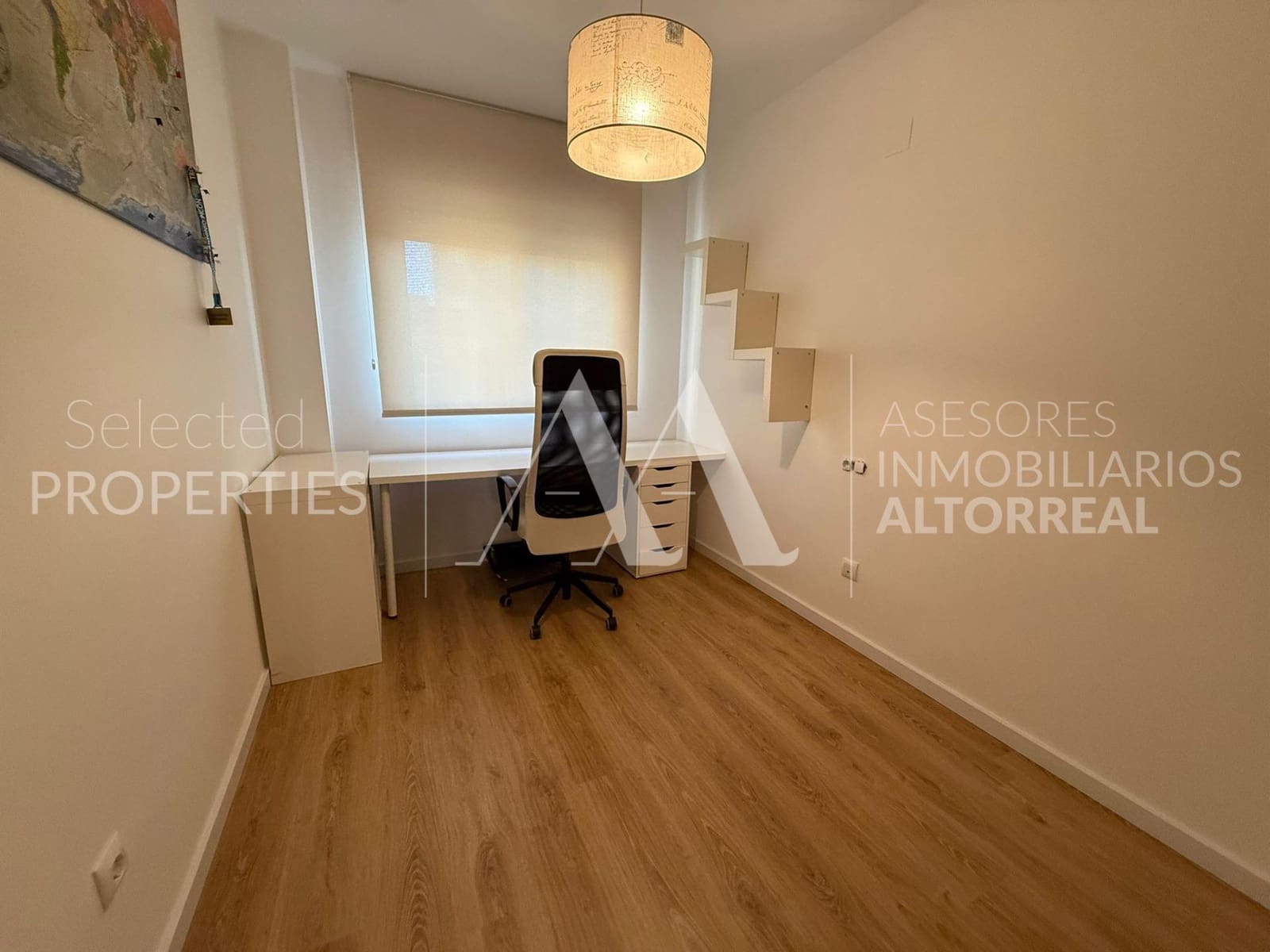 3 bedroom Flat for rent in Altorreal with pool garage - € 1,100 (Ref: 9541149)