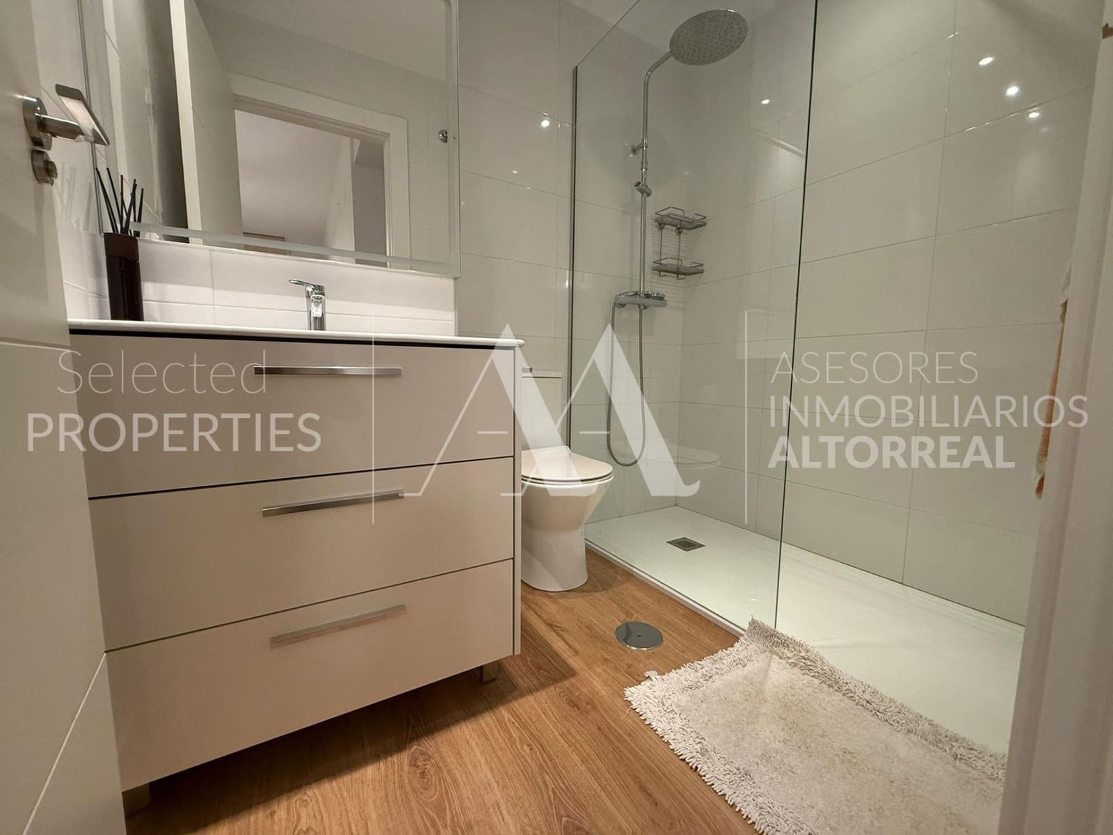 3 bedroom Flat for rent in Altorreal with pool garage - € 1,100 (Ref: 9541149)