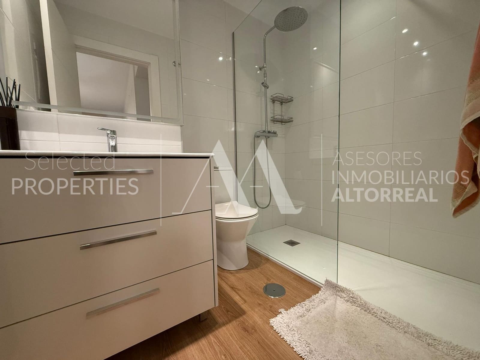 3 bedroom Flat for rent in Altorreal with pool garage - € 1,100 (Ref: 9541149)