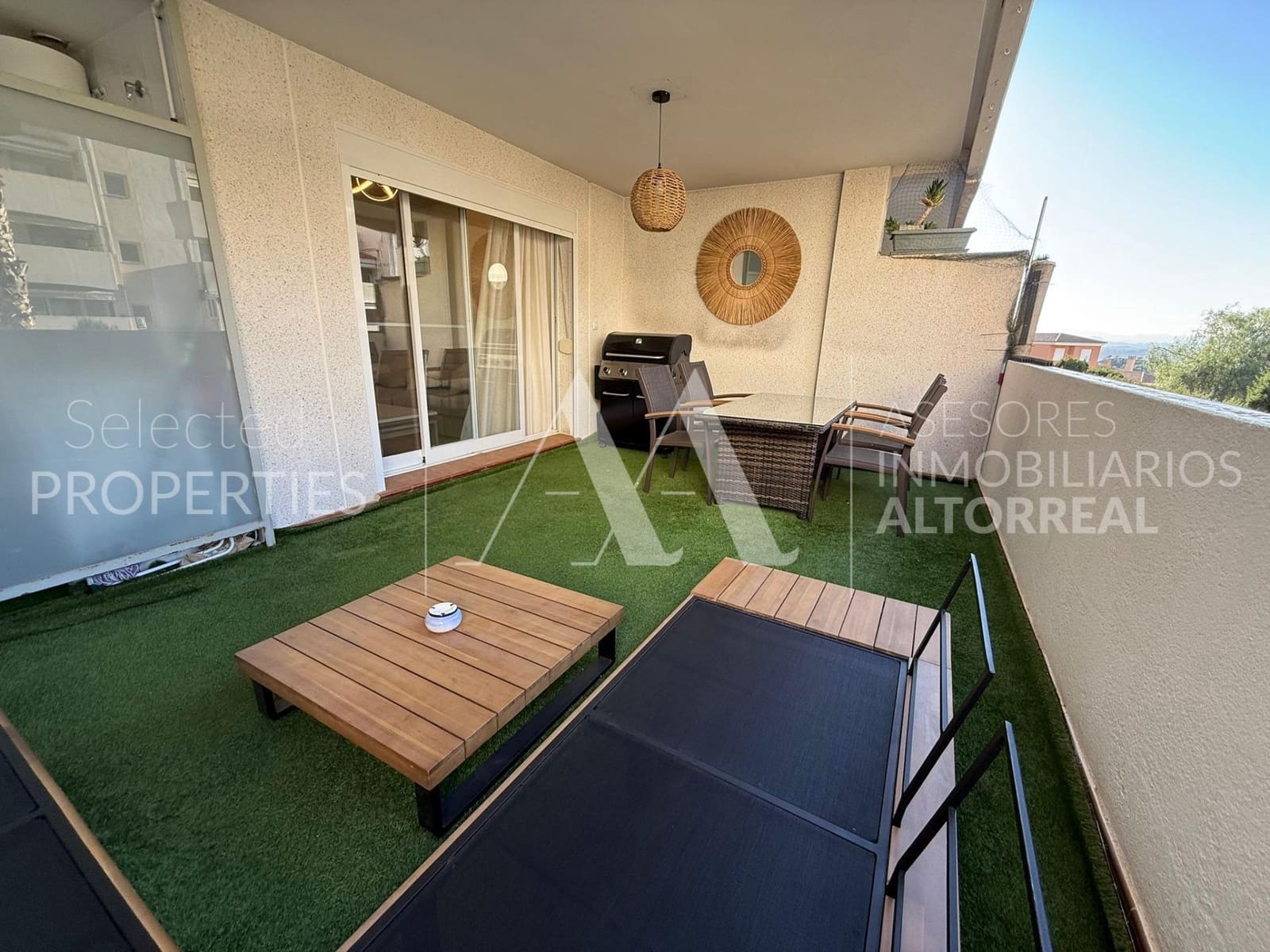 3 bedroom Flat for rent in Altorreal with pool garage - € 1,100 (Ref: 9541149)