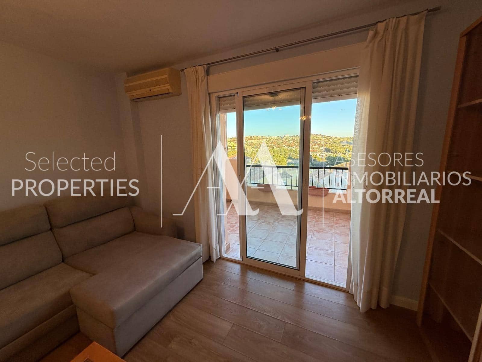 2 soveværelse Penthouse til salg i Altorreal med swimmingpool garage - € 179.900 (Ref: 9543696)